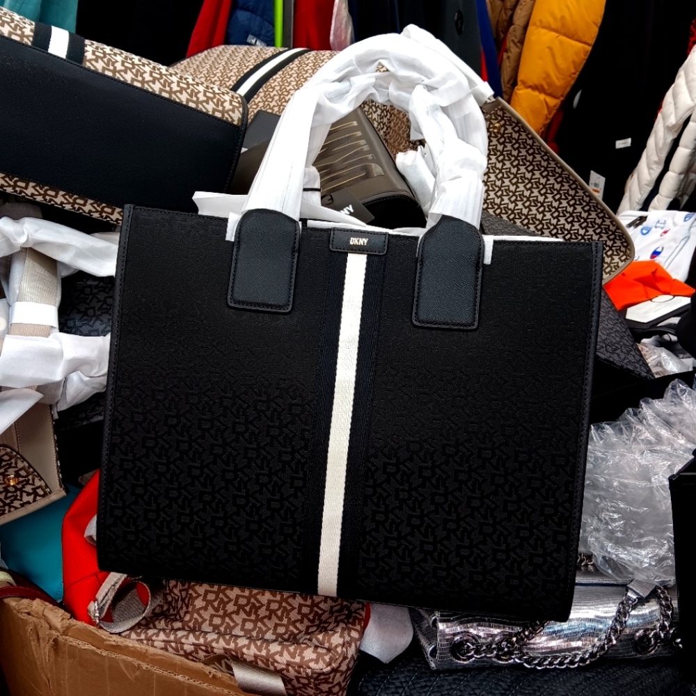 New DKNY Carilta Large Book Tote/Strap